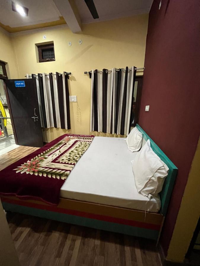 Girish Alay Home Stay Rudraprayag Ngoại thất bức ảnh
